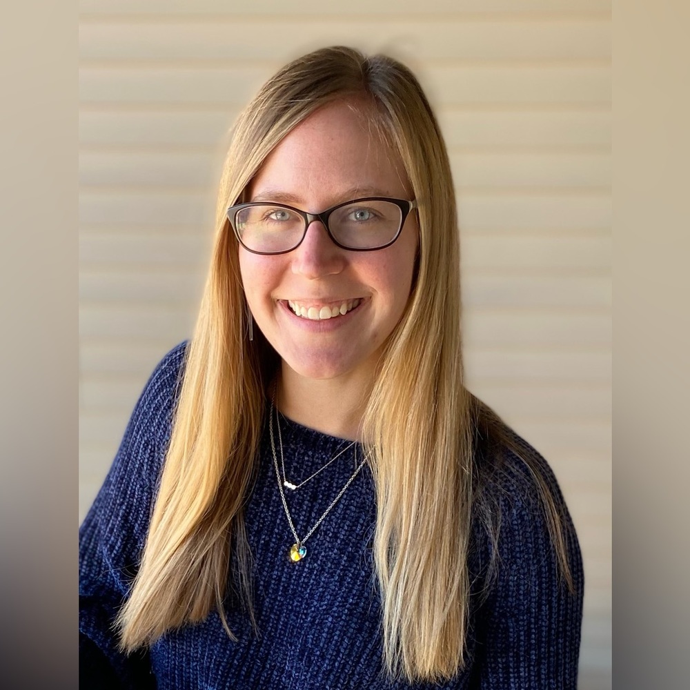 Meet your Posher, Emily